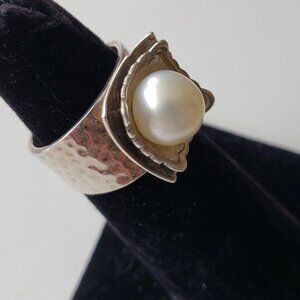 Pearl Ring